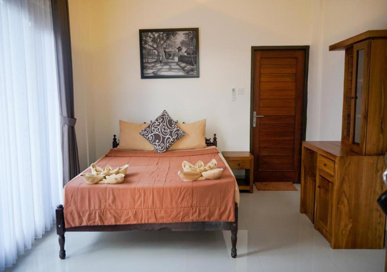 Adipana Bungalow-Balinese Room Ubud Exteriör bild