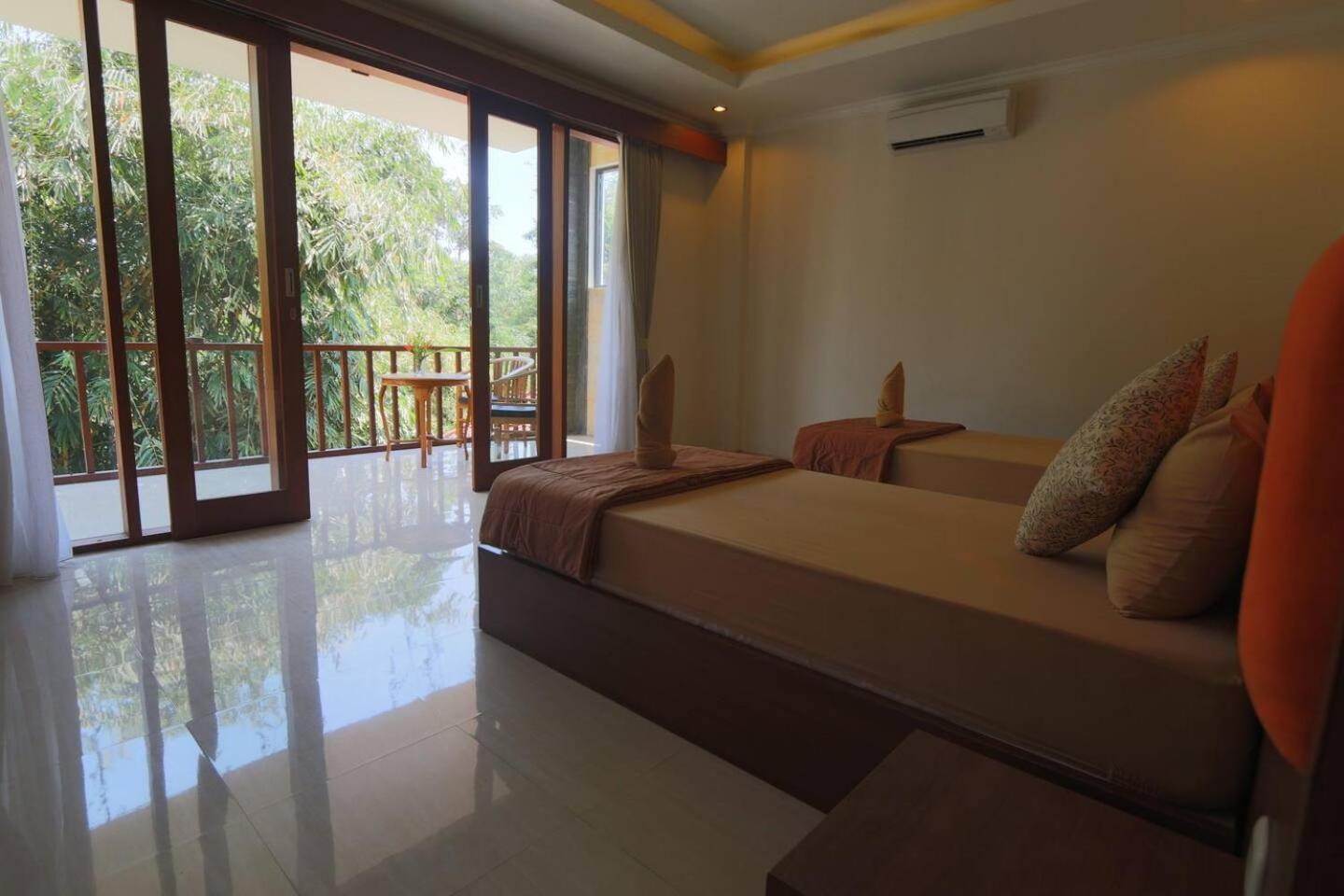 Adipana Bungalow-Balinese Room Ubud Exteriör bild